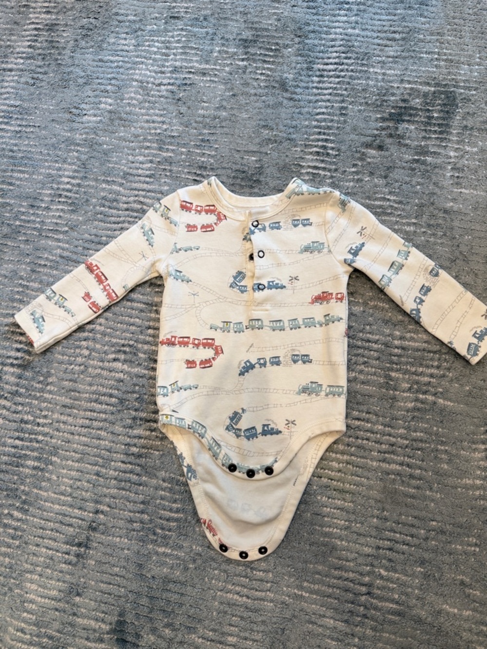 Cream Long-Sleeve Train Print One-Piece Bodysuit for Kids